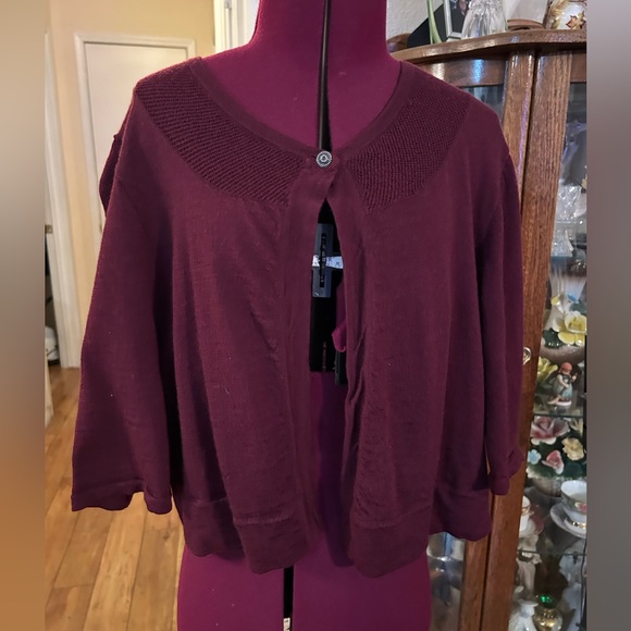 Banana Republic Burgundy Crop Style Sweater. Center Silver Button Closure. - Picture 2 of 5